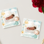 mărturie botez magnet 8x8 cm "micul prinț pe norișor" – cu fotografie, carton suport și folie transparentă